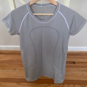 Lululemon tech short sleeve crew t-shirt